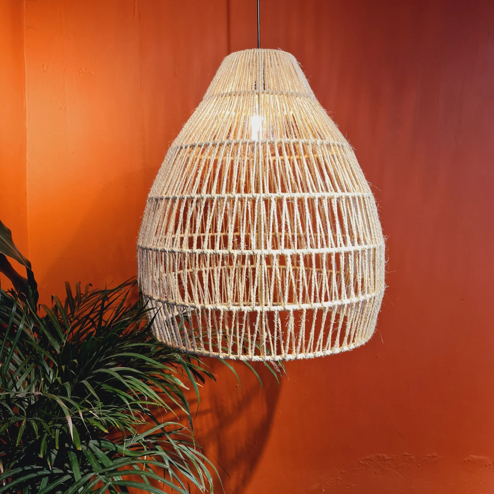 Ixmal - Lámpara Colgante de Henequén